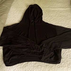 BLEUSALT Kaia cropped skater hoodie size 1 Black adorable